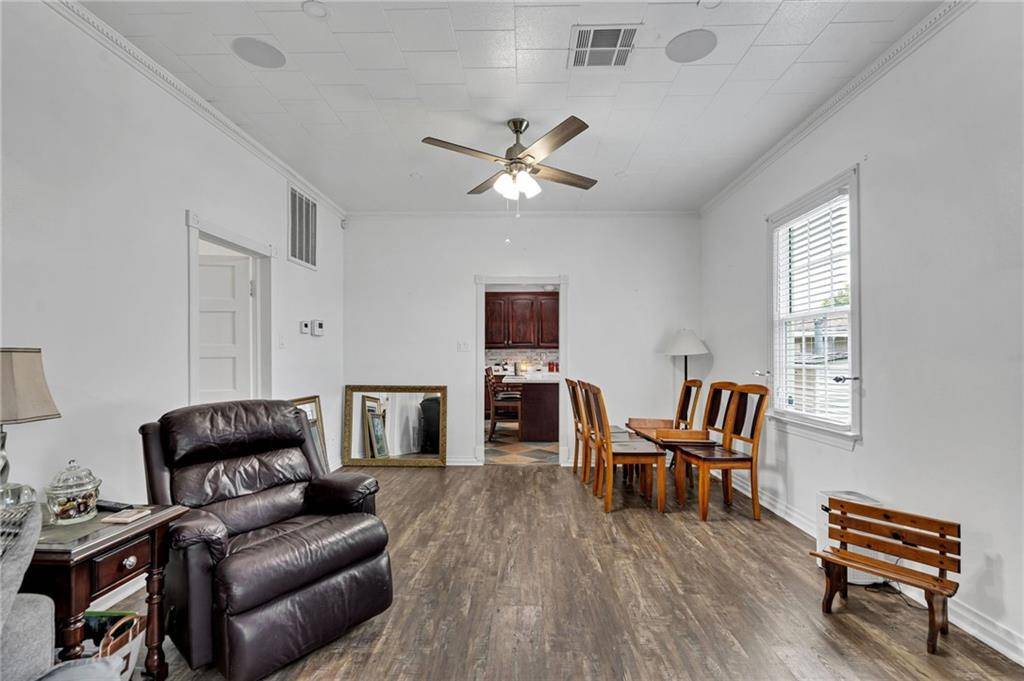 Marrero, LA 70072,530 URBANDALE ST
