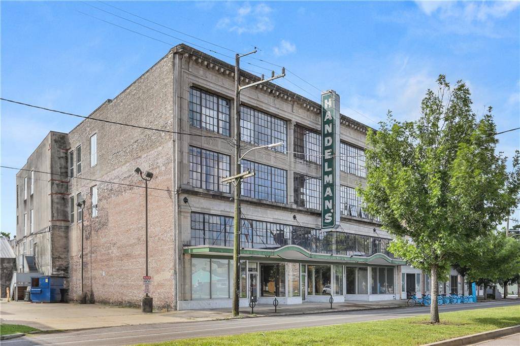 New Orleans, LA 70113,1824 ORETHA CASTLE HALEY BLVD #203