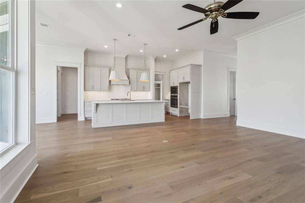 Madisonville, LA 70447,595 NIGHT HERON LN