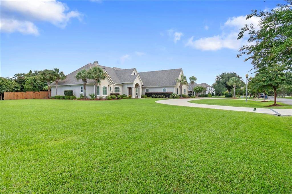 Covington, LA 70433,305 OPINE CT