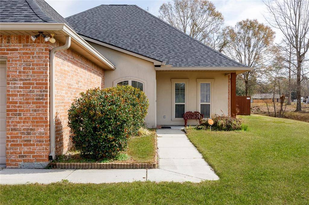 Gonzales, LA 70737,13310 REID DR