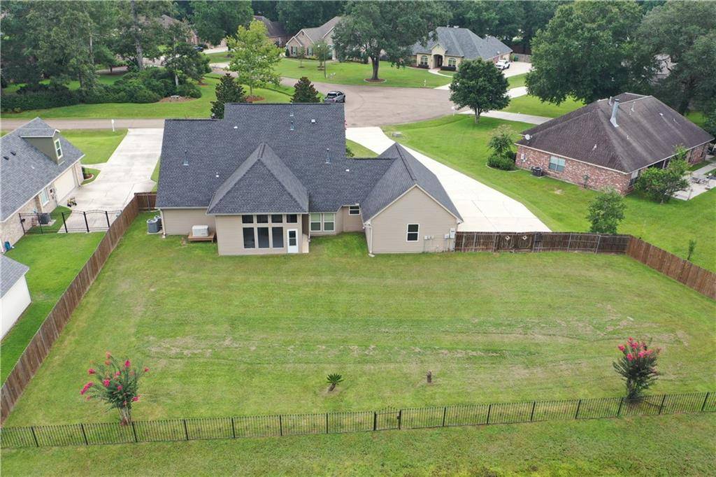Pearl River, LA 70452,196 CHANTILLY LOOP