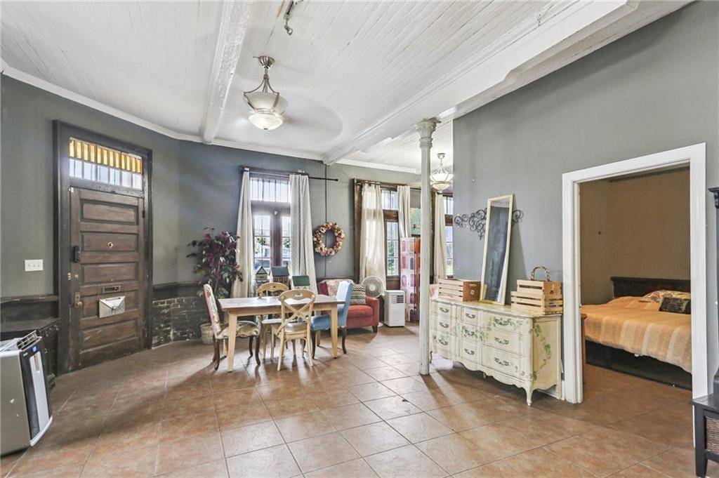 New Orleans, LA 70117,601 ELYSIAN FIELDS AVE