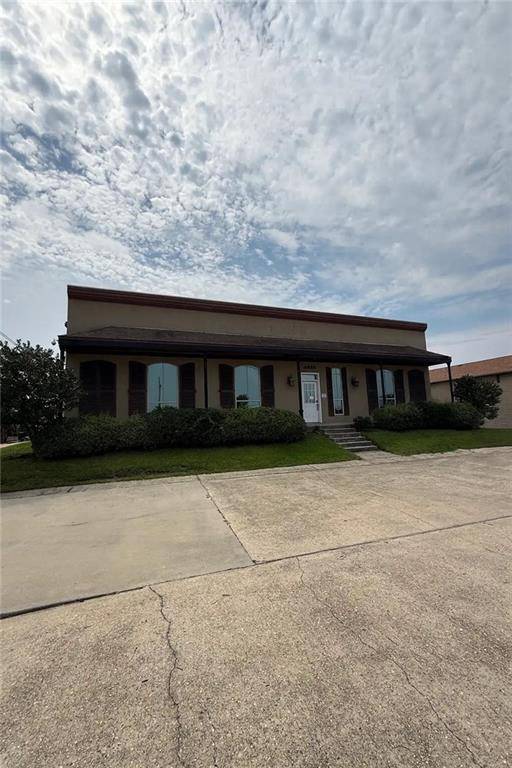 Slidell, LA 70458,4632 PONCHARTRAIN DR
