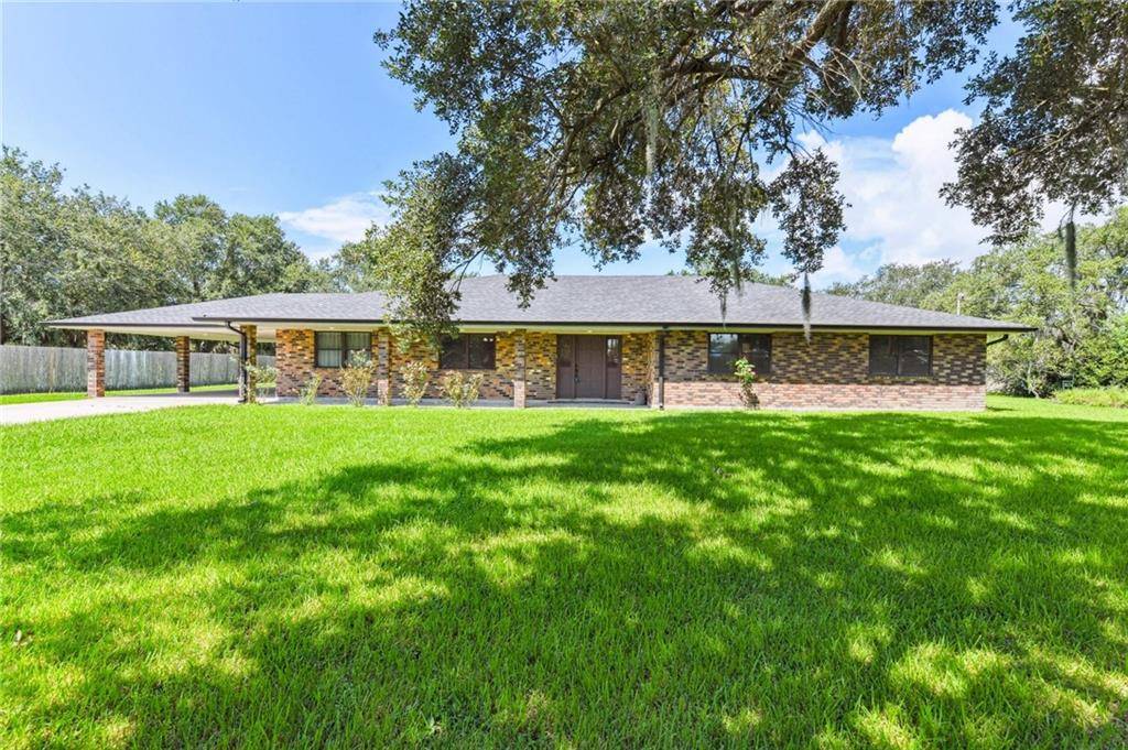 Belle Chasse, LA 70037,13758 HIGHWAY 23