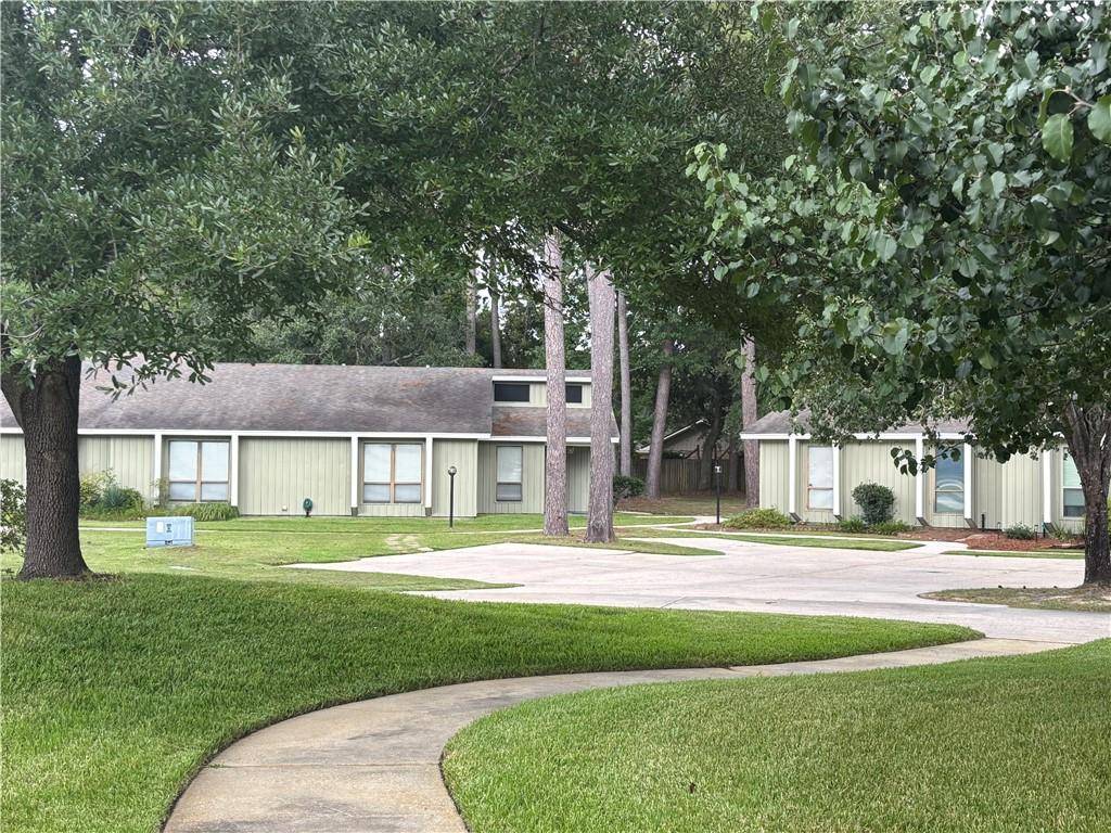 Slidell, LA 70461,514 RUE DE LA PARC #514