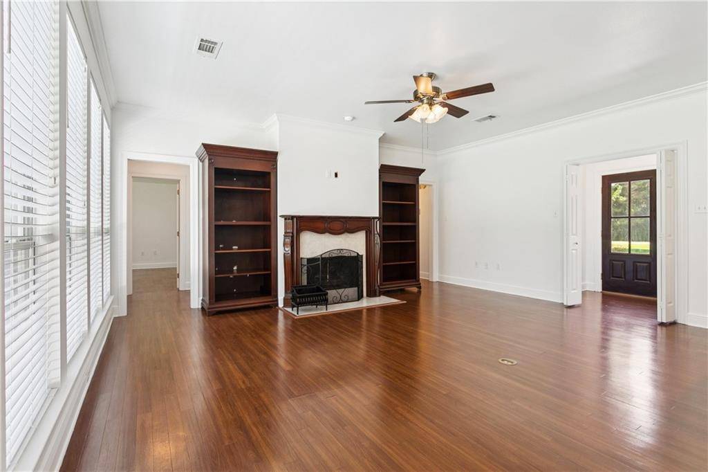Madisonville, LA 70447,425 ARCHERS WAY