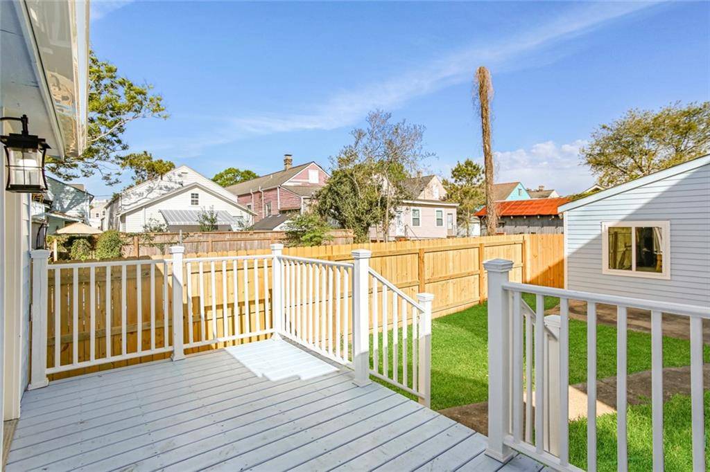 New Orleans, LA 70114,820 ELIZA ST