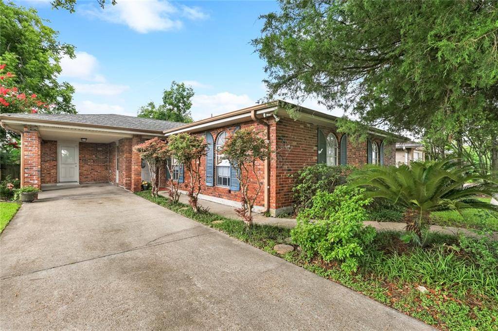 Chalmette, LA 70043,2112 VERONICA DR