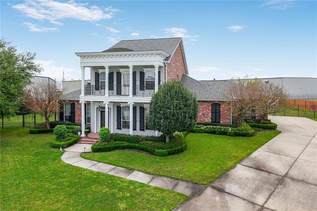 Harahan, LA 70123,601 FERRIDAY CT