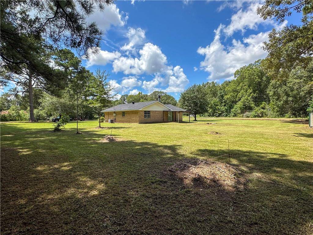 Pollock, LA 71467,851 SPRINGHILL LOOP