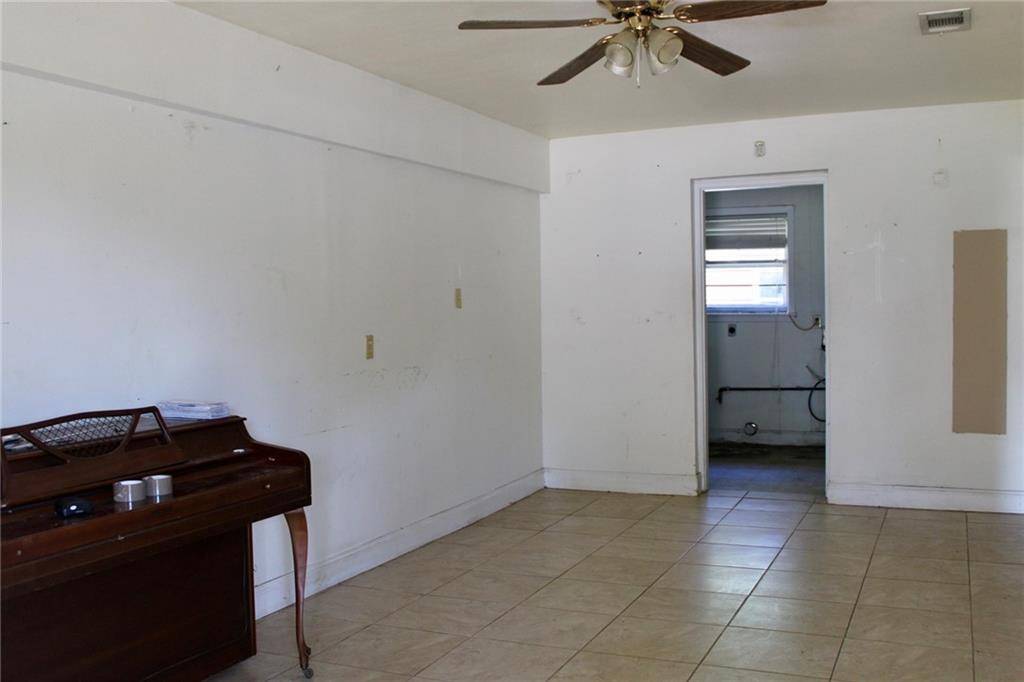 Hammond, LA 70401,1005 E THOMAS ST