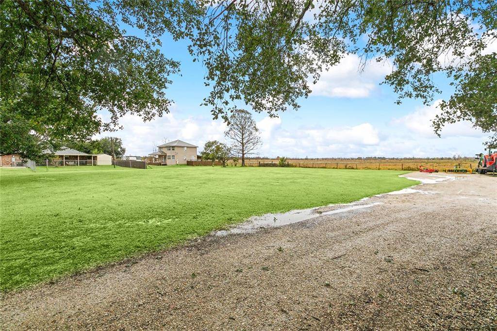 Des Allemands, LA 70030,123 LUKE DR