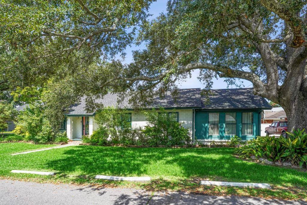 Chalmette, LA 70043,2200 MONTESQUIEU ST