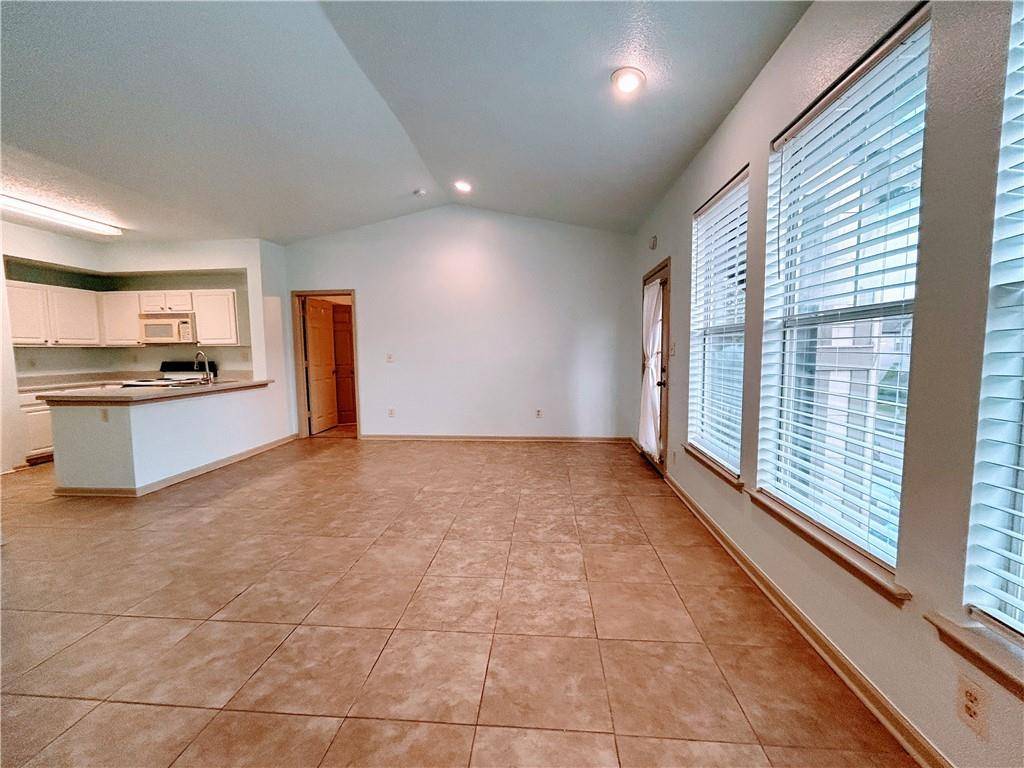 Covington, LA 70433,350 EMERALD FOREST BLVD #16205