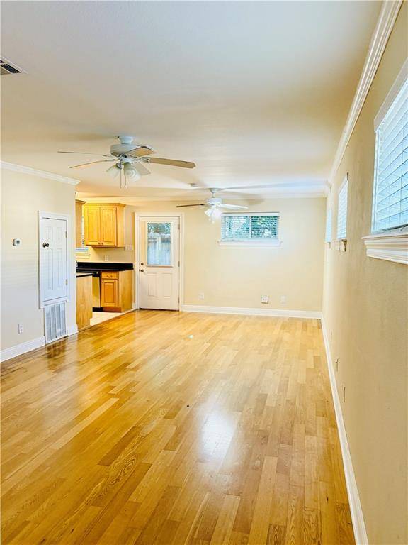 New Orleans, LA 70124,6958 ORLEANS AVE #B