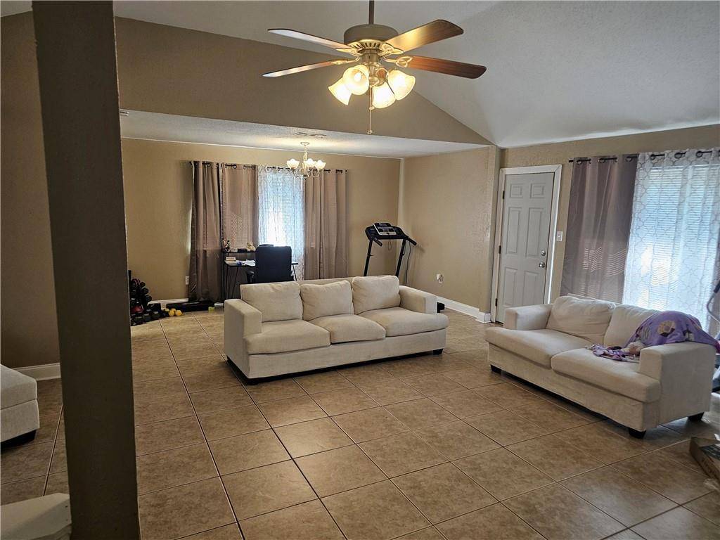 Slidell, LA 70460,305 WESTMINSTER DR