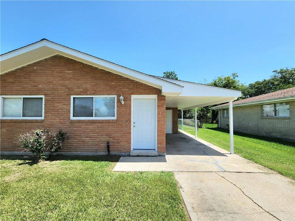 Belle Chasse, LA 70037,116 KAPPA ST #B