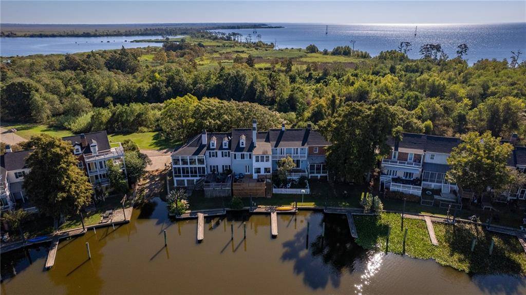 Madisonville, LA 70447,8 PLACE LAFITTE ST #8