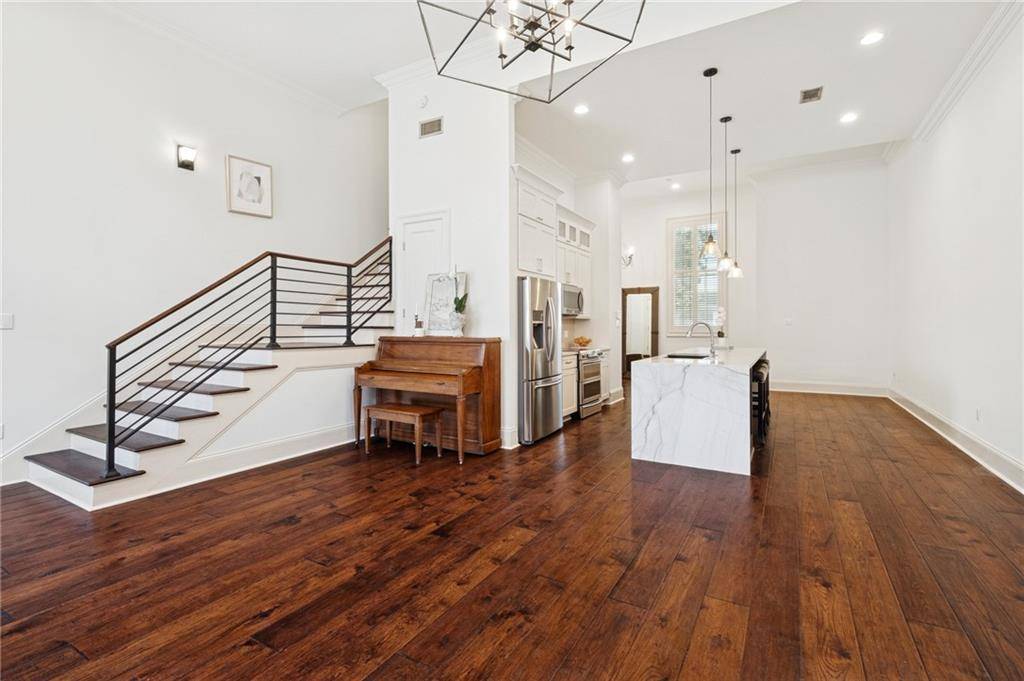 New Orleans, LA 70113,801 ST JOSEPH ST #18