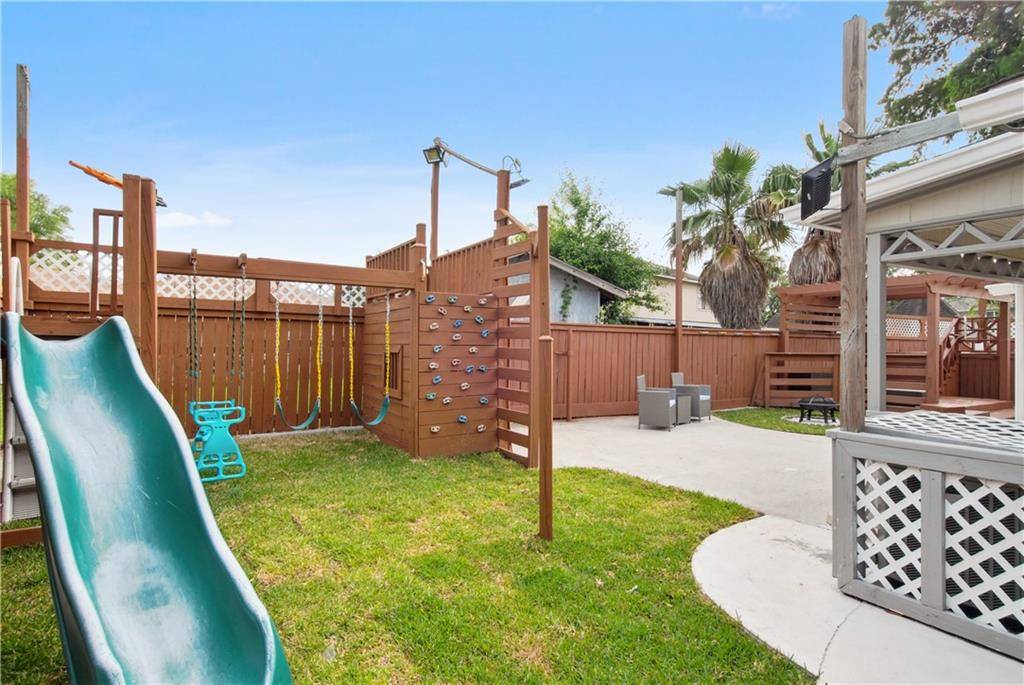 Harvey, LA 70058,2108 MATADOR ST