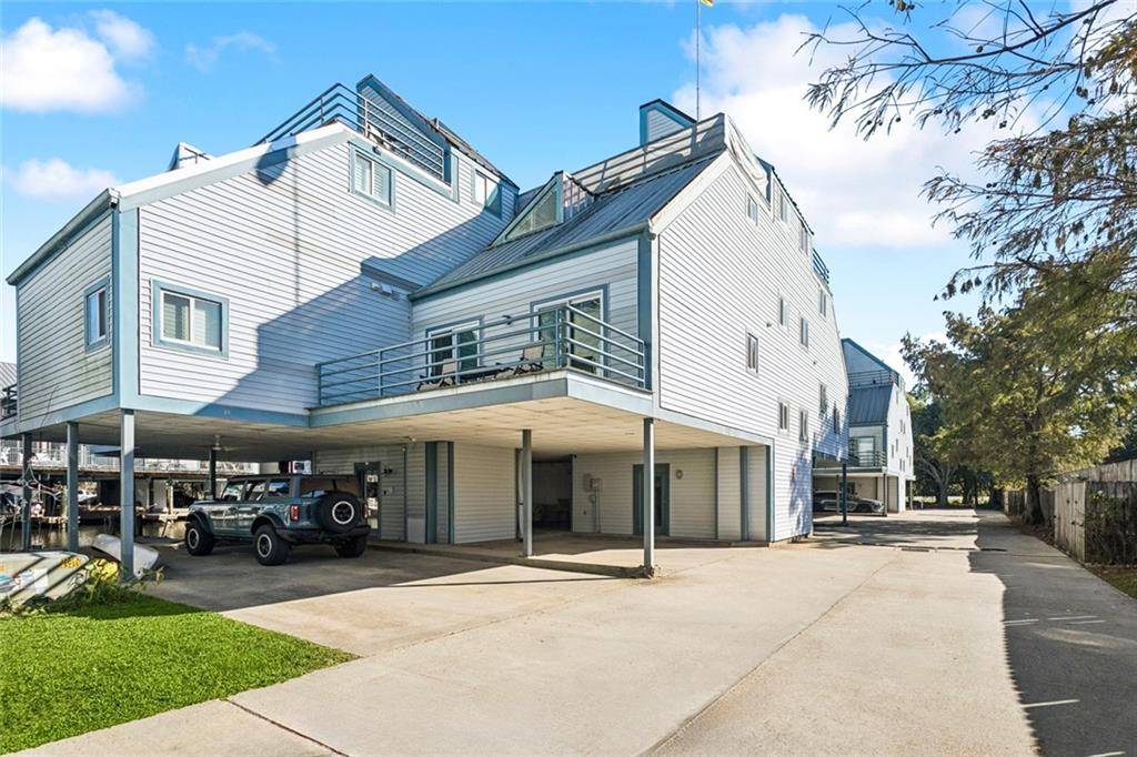 Madisonville, LA 70447,141 E HIGHWAY 22 HWY #B2