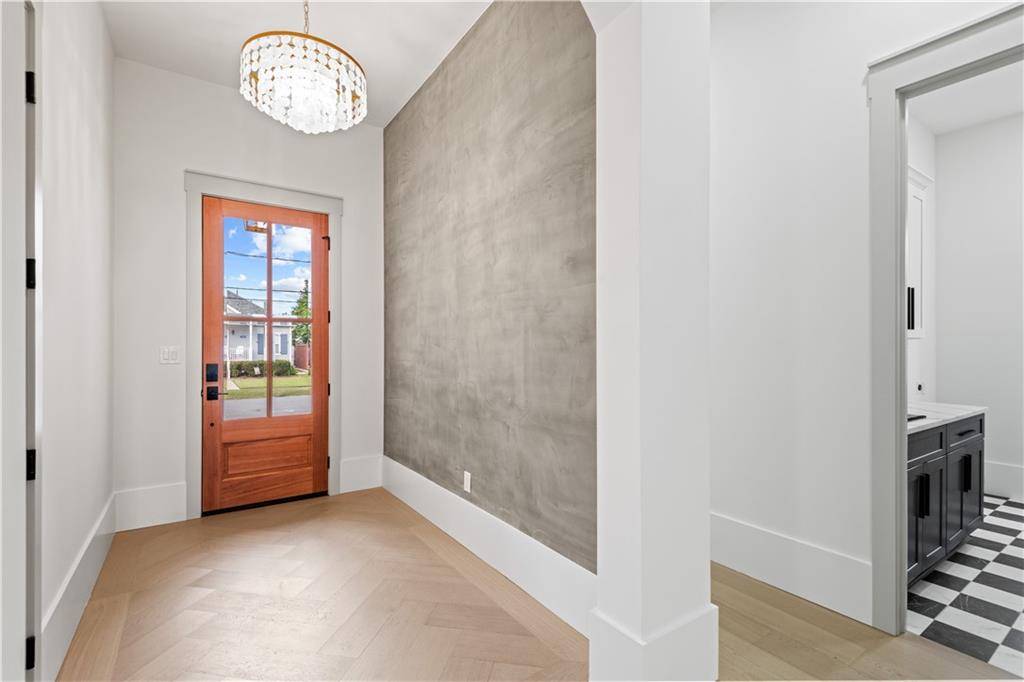 Metairie, LA 70001,3108 39TH ST