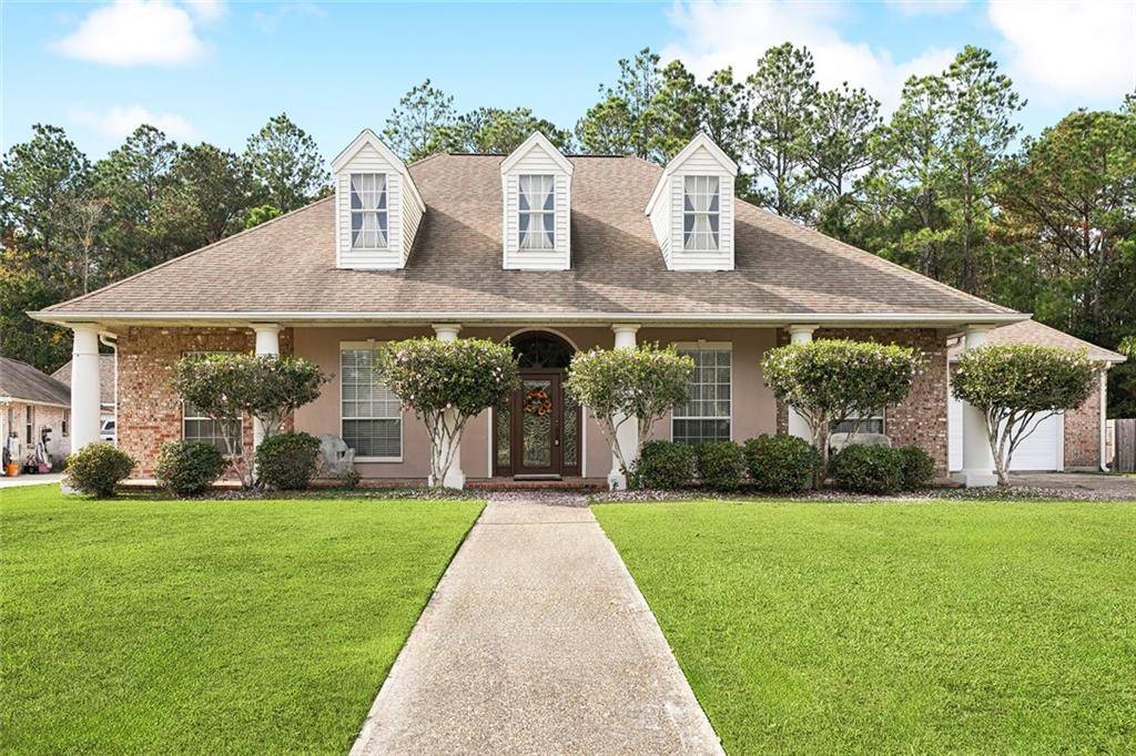 Slidell, LA 70461,2022 HAMPSHIRE DR