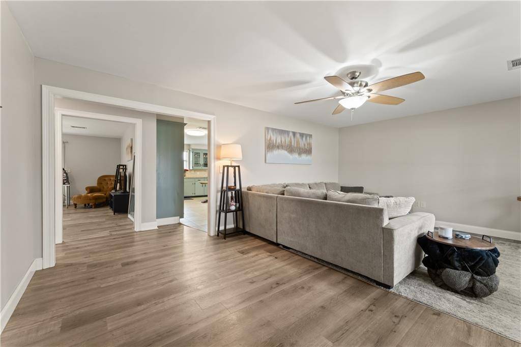 Hammond, LA 70401,1003 W UNIVERSITY AVE