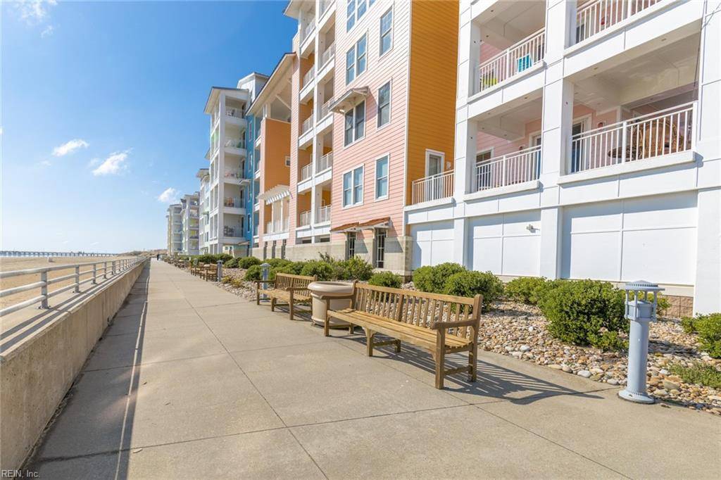 Virginia Beach, VA 23456,3738 Sandpiper RD #314B