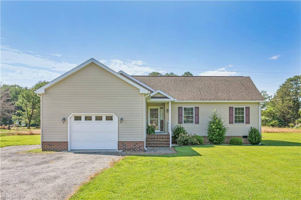 Hudgins, VA 23076,392 Mariners Point RD