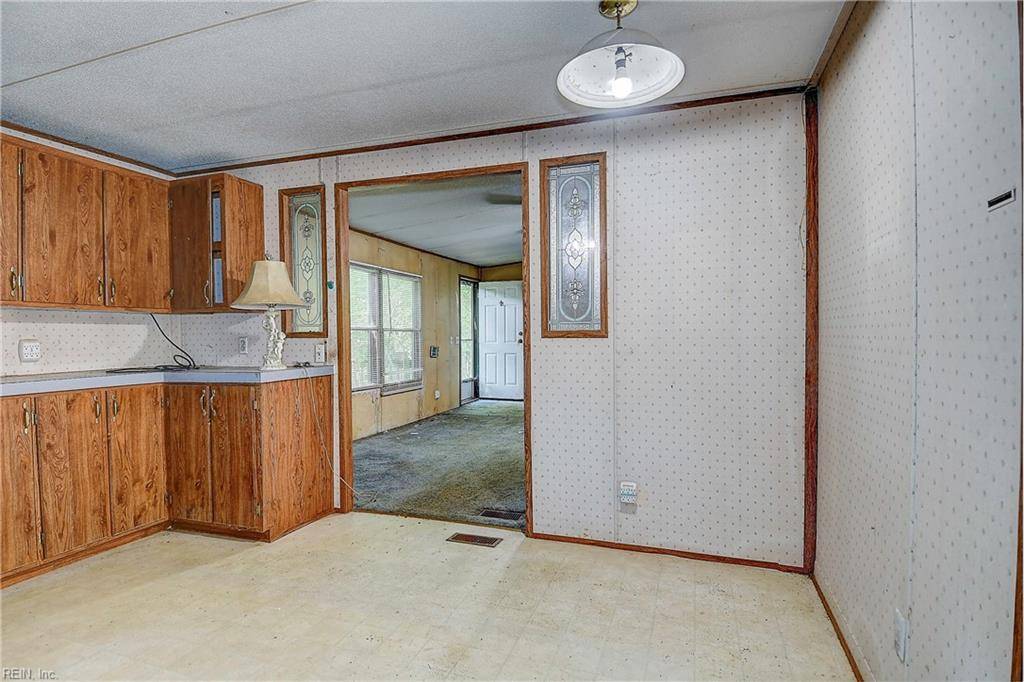 Knotts Island, NC 27950,224 Newbern DR