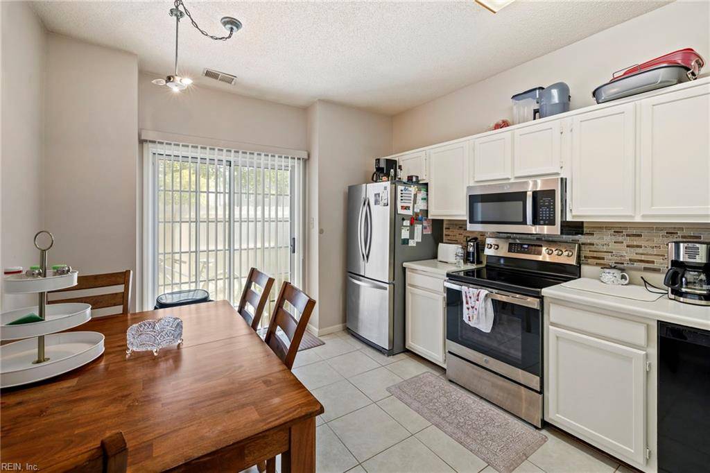 Virginia Beach, VA 23455,5020 Cypress Point CIR #102