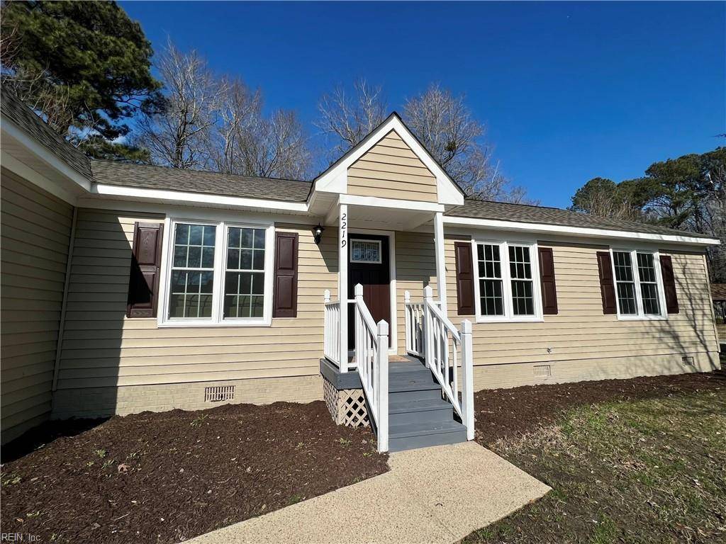 Chesapeake, VA 23323,2219 Locks Landing CRES