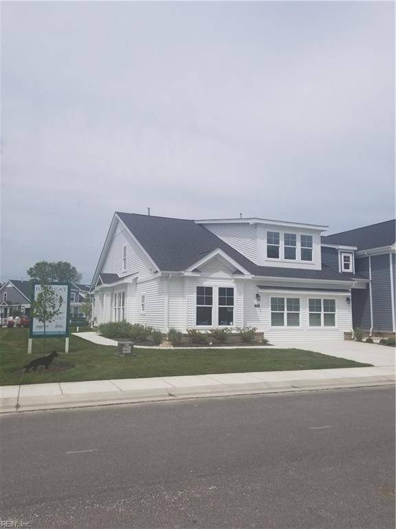 Chesapeake, VA 23321,4706 Mahogany RN