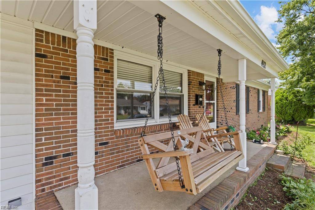 Virginia Beach, VA 23462,4932 Narragansett DR