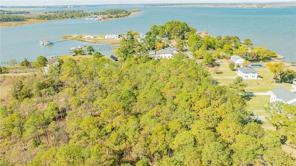 Hampton, VA 23664,453 Wind Mill Point RD