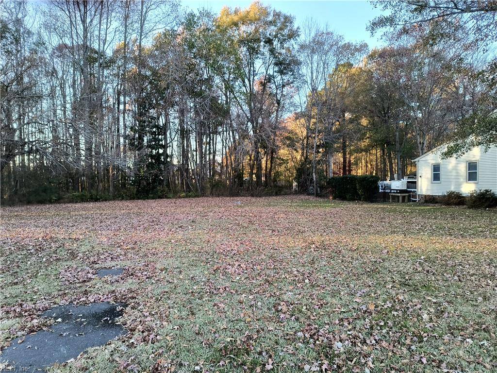 Chesapeake, VA 23320,524 Fernwood Farms RD