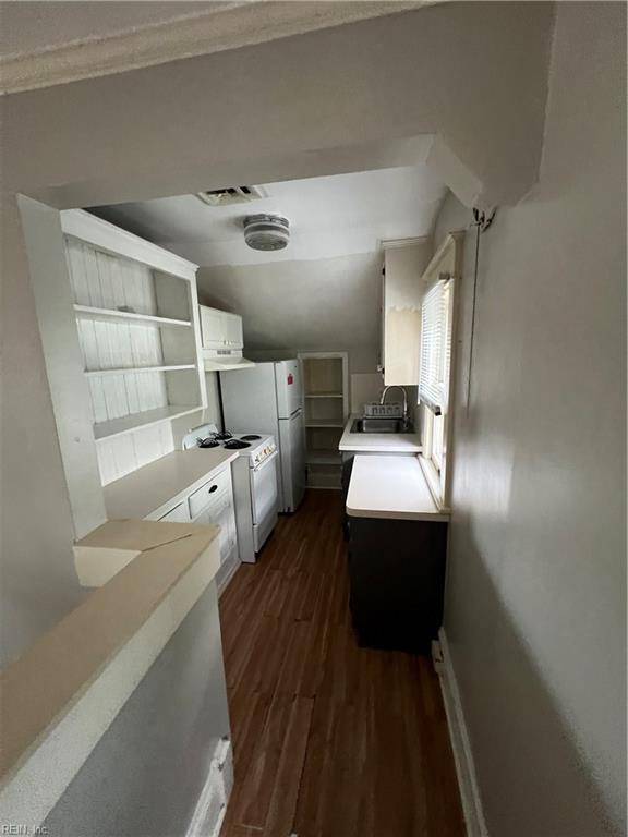 Norfolk, VA 23508,437 Connecticut AVE #2