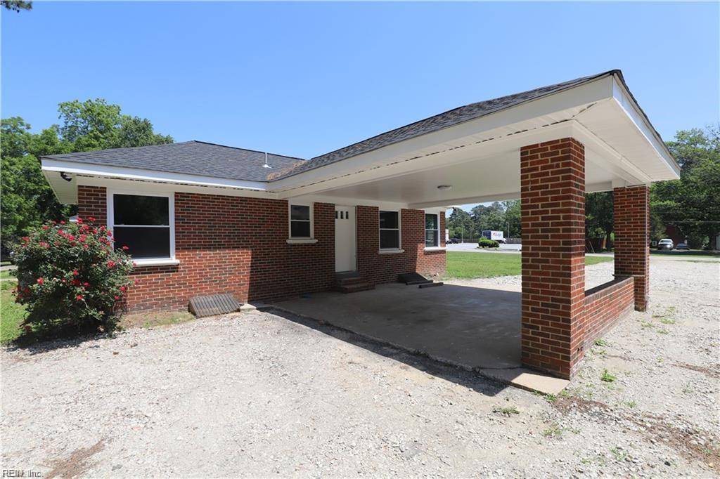 Wakefield, VA 23888,132 S County DR