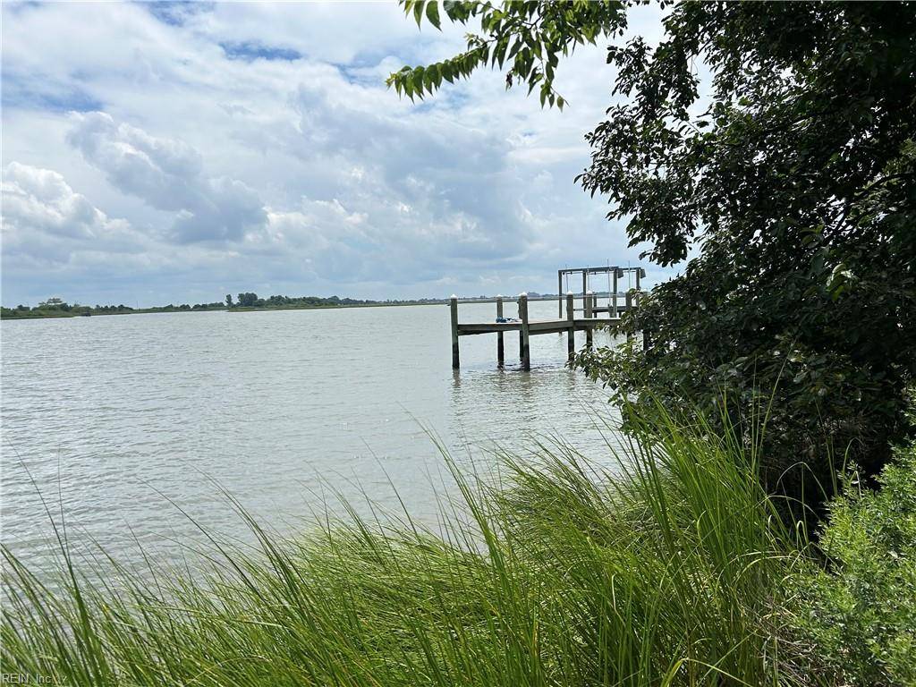 Hampton, VA 23664,17 Seaview DR