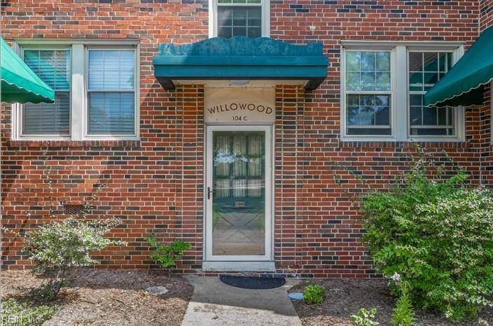 Norfolk, VA 23505,104 Willow Wood DR #C2