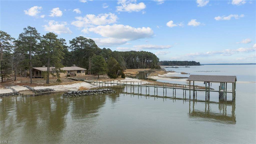 Gloucester, VA 23061,5414 York Haven LN