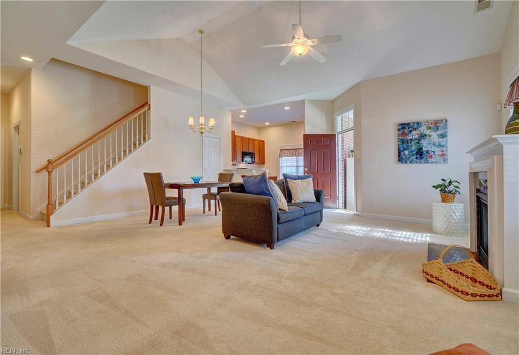 Smithfield, VA 23430,103 Richmond AVE