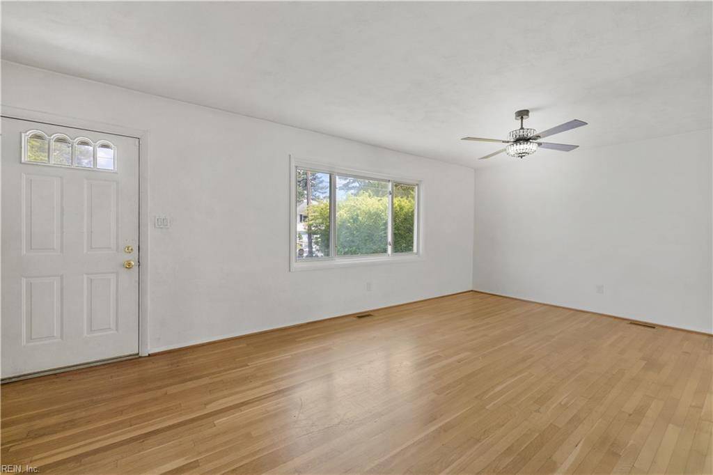 Hampton, VA 23666,37 Lancaster TER