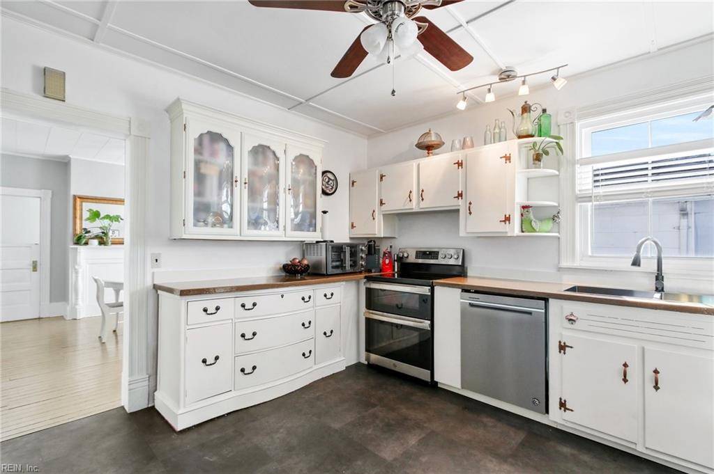 Wakefield, VA 23888,214 Wilson AVE