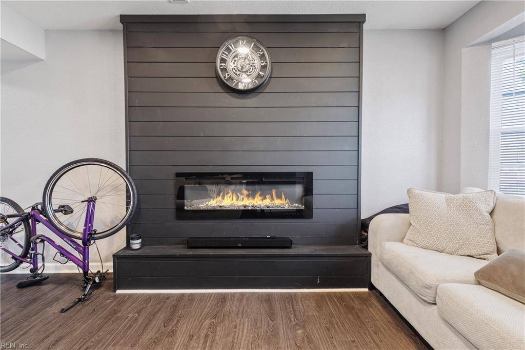 Hampton, VA 23661,637 Ridgeway AVE