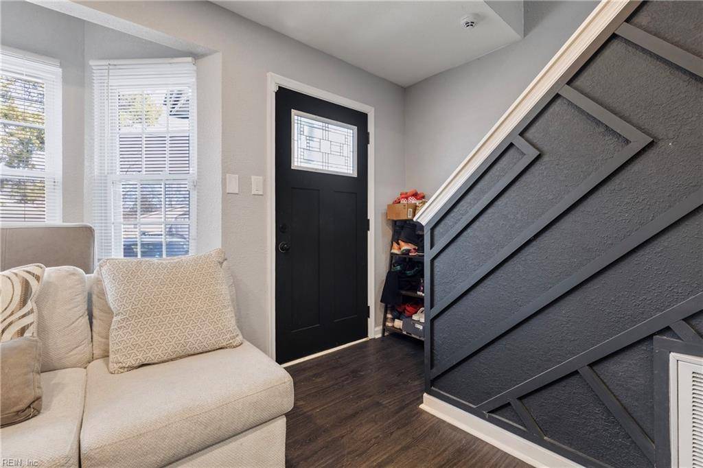 Hampton, VA 23661,637 Ridgeway AVE