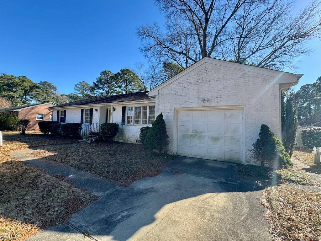 Portsmouth, VA 23703,5829 Barberry LN