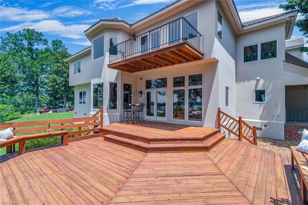 Newport News, VA 23602,1 Island View DR
